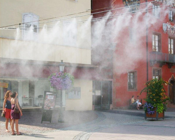 人工喷雾 人工喷雾